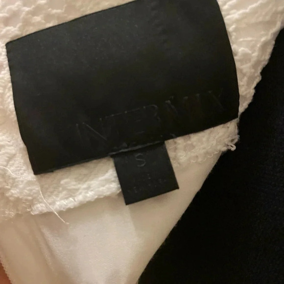 Intermix lace skirt size small - Picture 7 of 7